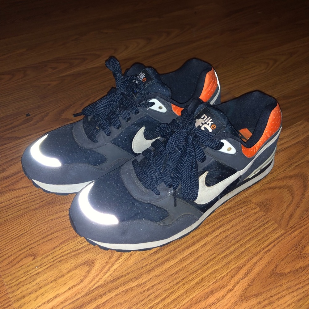 Nike Force Runners